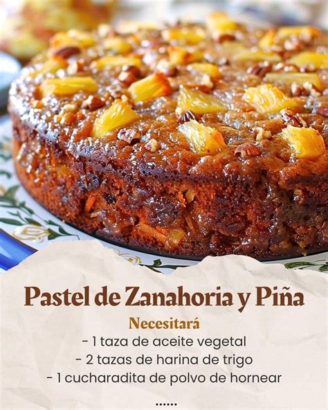 Pastel de zanahoria y piña recién horneado