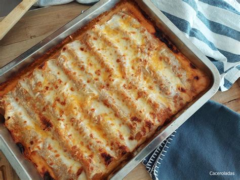 Canelones en el horno, gratinándose