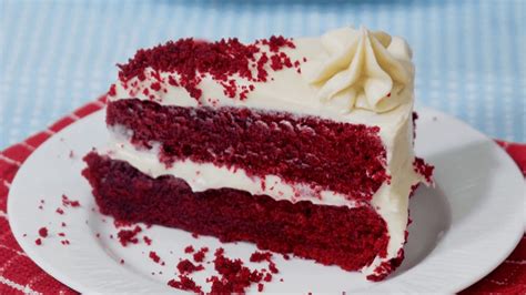 Pastel Red Velvet con glaseado de queso crema