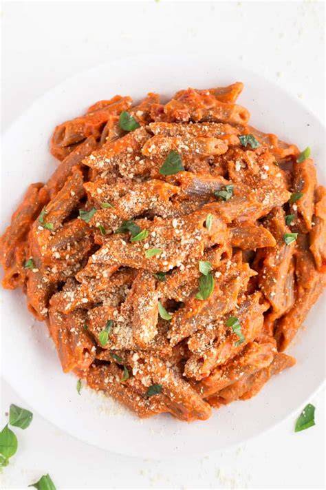 Pasta a la vodka vegana