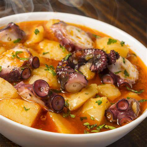 Guiso de pulpo a la gallega