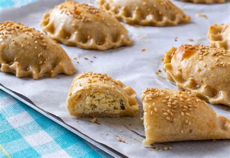 Empanadillas o cocotets de hierbas