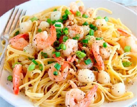 Pasta con mariscos y pescado