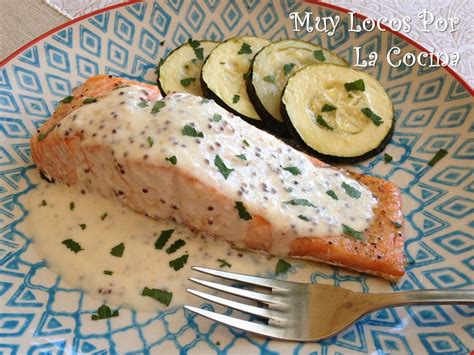 Salmón al horno con salsa cremosa