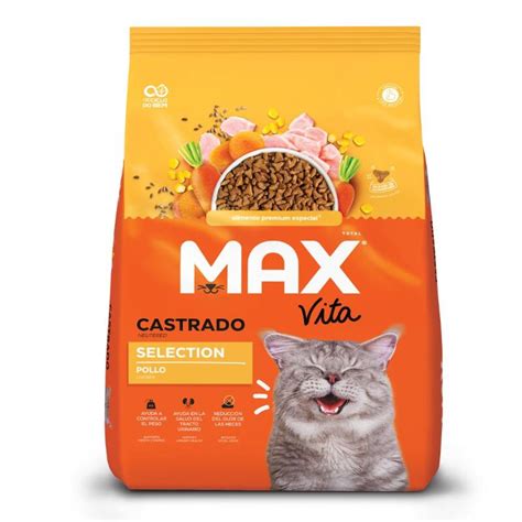 Gato castrado comiendo alimento especial
