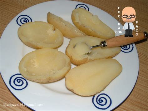 Patatas vaciadas y listas para rellenar