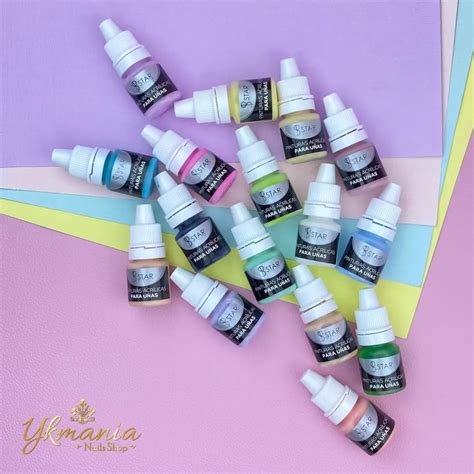 Pinturas acrílicas en tonos pastel