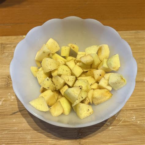 Paquetitos de pasta filo friéndose en aceite