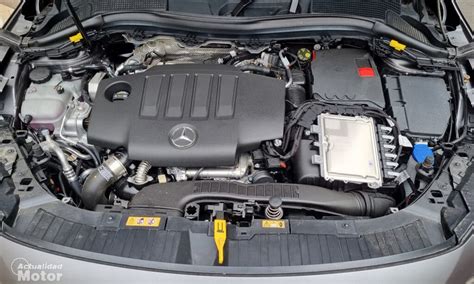 Motor turboalimentado del Mercedes-Benz GLA