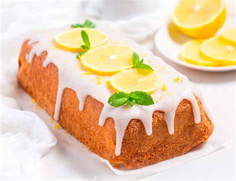 Pasteles de hojaldre con glaseado real terminados