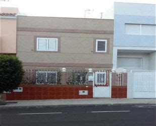 Fachada de Casa Mejias en Cruce de Arinaga