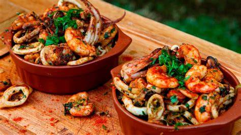 Variedad de mariscos preparados a la parrilla