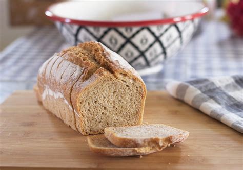 Pan de espelta casero