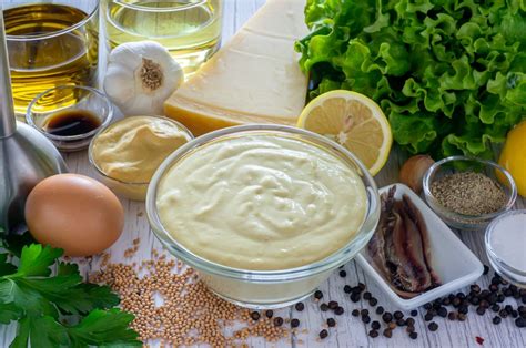 Ingredientes para salsa César