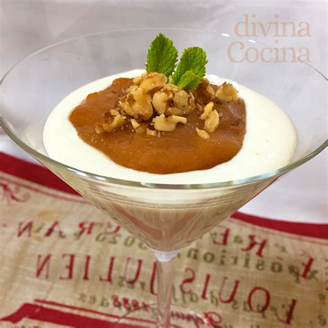 Presentación de crema de queso con membrillo en copas individuales
