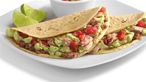 Infografía nutricional de tacos de atún