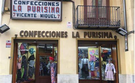 Fachada de la tienda Confecciones Vega en Ceuta