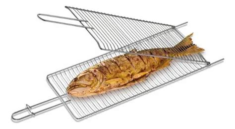Utensilios para asar pescado en parrilla