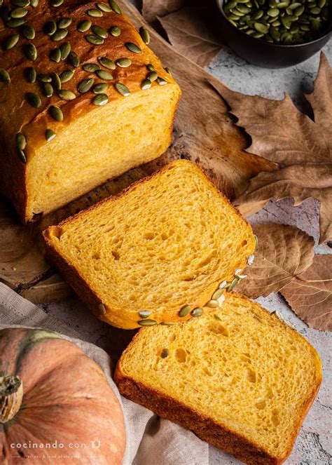 Pan de calabaza recién horneado