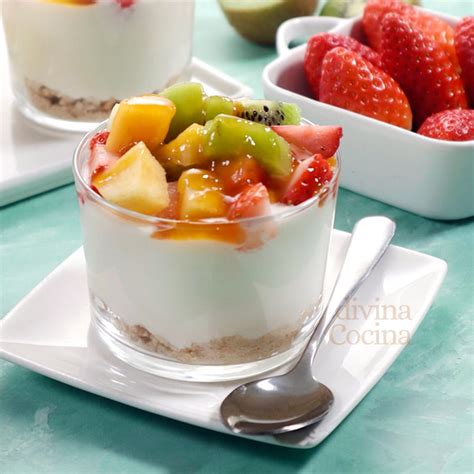 Frutas frescas con crema