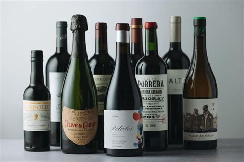 Selección de vinos españoles y bebidas típicas venezolanas