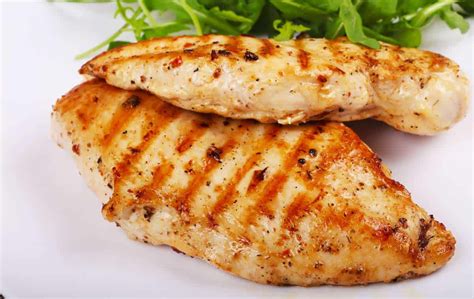 Pechuga de pollo a la plancha dorada