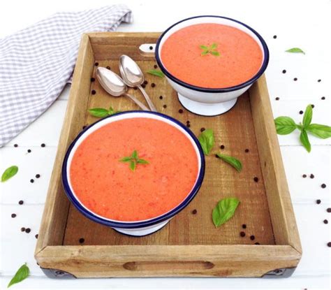Crema fría de tomate y pimiento rojo