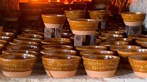 Cazuelas de barro de Pereruela con sopas de ajo