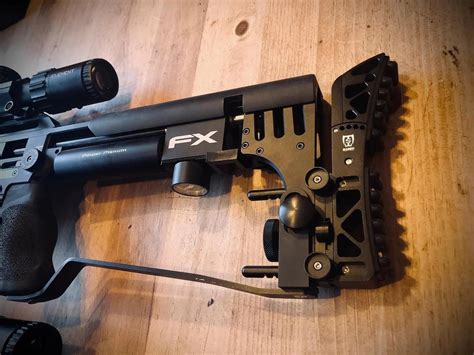 Culata ajustable Saber Tactical para FX Impact y Maverick
