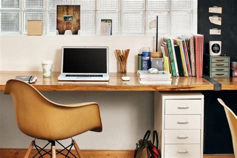 Espacio de estudio organizado y libre de distracciones