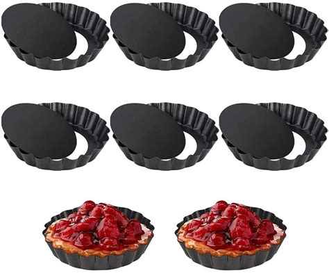láminas de boniato dispuestas en un molde para quiche