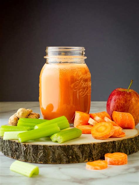 Ingredientes para jugo de manzana y zanahoria