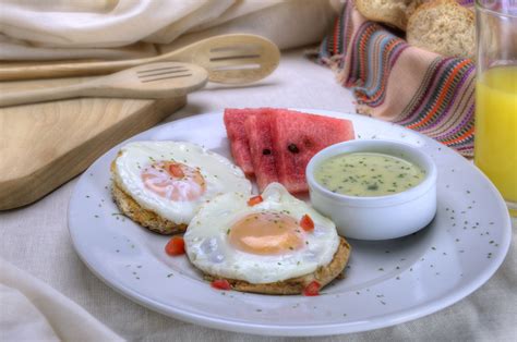 Huevos al vapor con salsa de soja fermentada