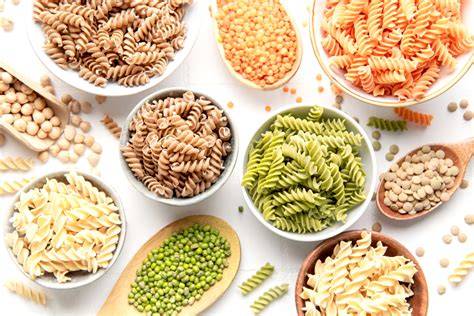 plato de pasta de legumbres servido