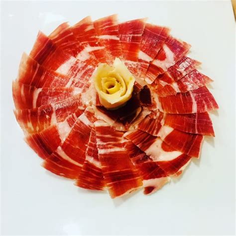 Corte y cata de jamón serrano
