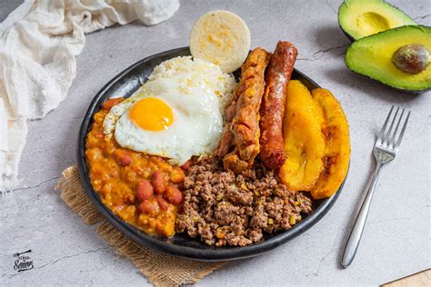 Quenelles horneándose en una bandeja