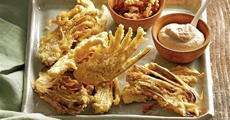Alcachofas en tempura recién fritas