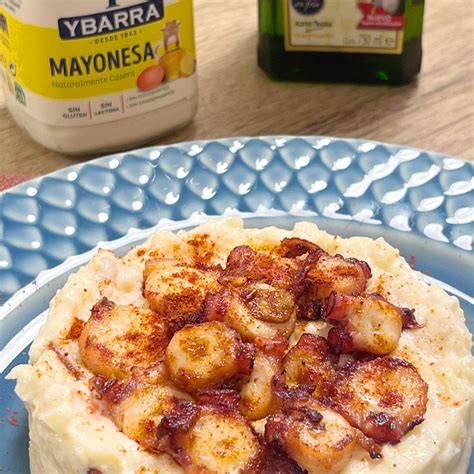 Ensaladilla de pulpo y gambas al ajillo