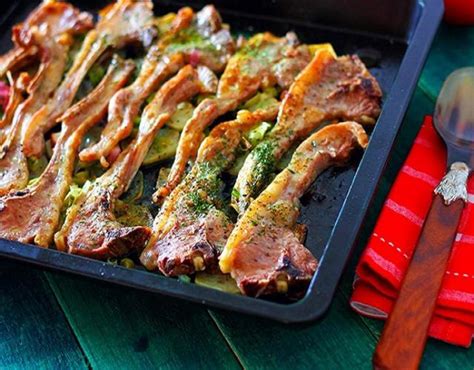 Costillas de cabrito asadas