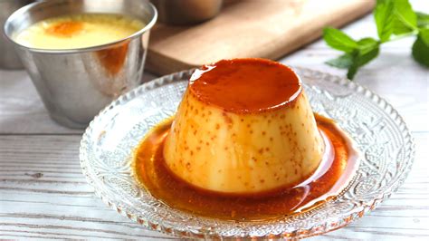Flan de nata y cuajada desmoldado