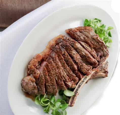 Plato de chuletón a la piedra