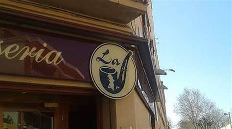 Fachada del restaurante La Pipa en Viladecans