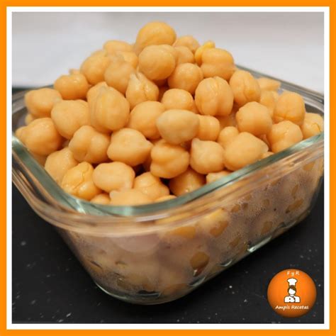 Garbanzos cocidos en olla