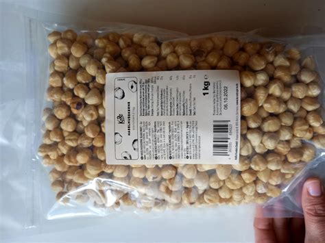 Avellanas peladas y tostadas