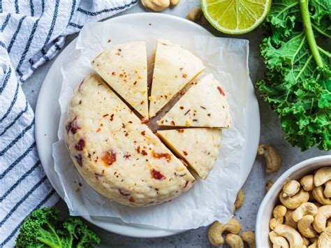 variedades de ingredientes para queso vegano