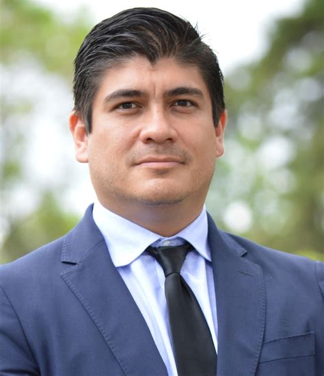 Retrato oficial de Carlos Alvarado Quesada