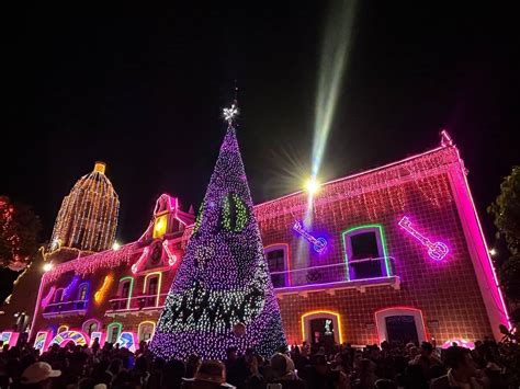 Representación de la tradición de la calabaza iluminada en Euskal Herria