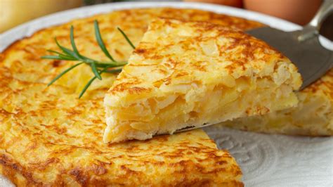Volteo de tortilla de patatas