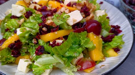 Tabla nutricional ensalada lechuga queso nueces