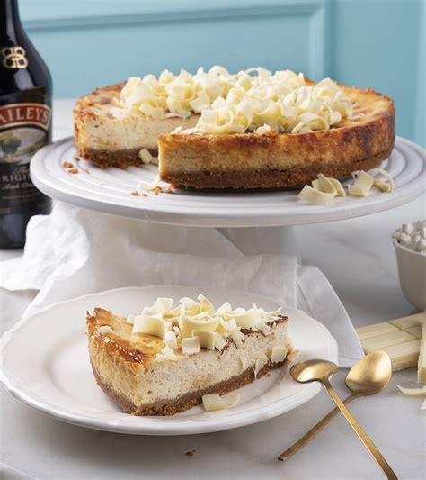 Cheesecake de Baileys y chocolate blanco con virutas